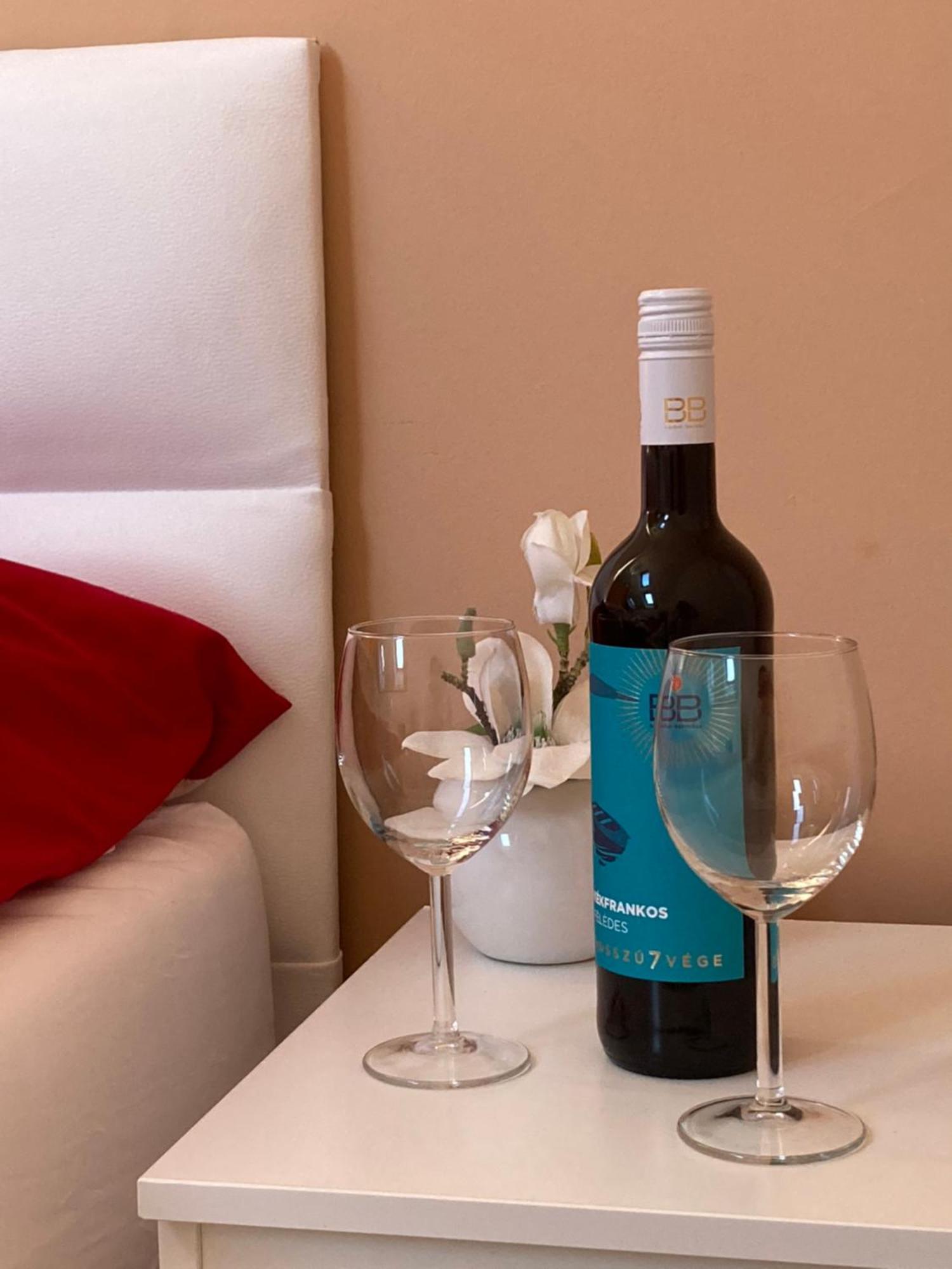 Esztergom Apartman Экстерьер фото